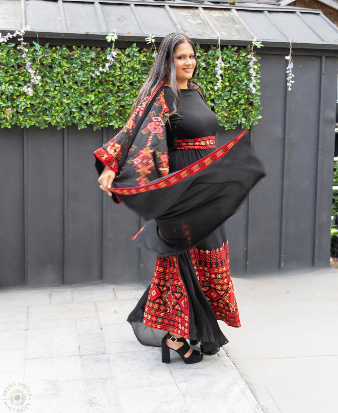 Palestinian Abaya - Rana Muda
